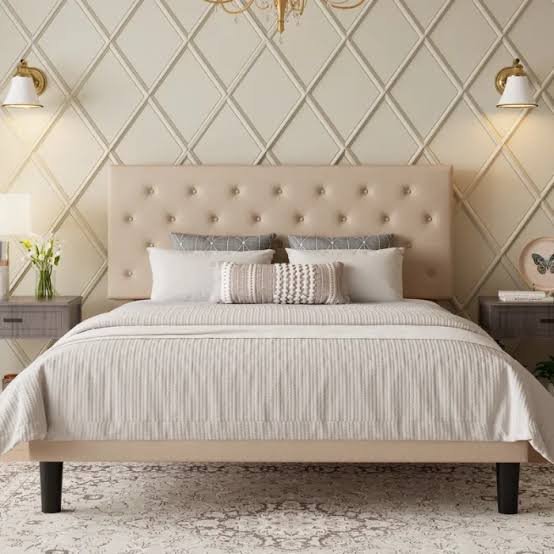 Double bed with Side Tables